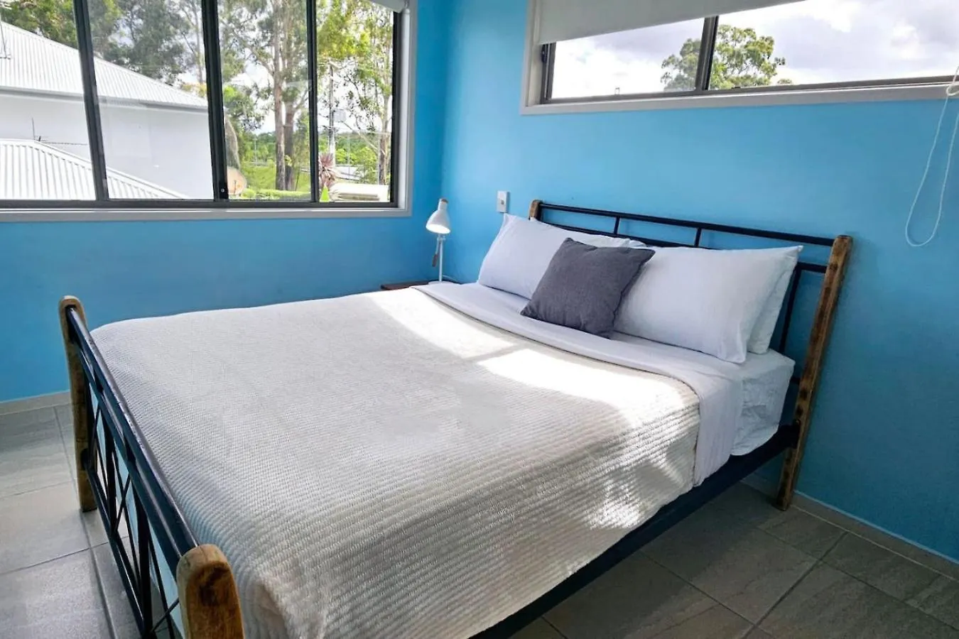 Bird Of Paradise Townhouse 2 At Sunlight Swan Beerwah Sleeps 6 Apartment